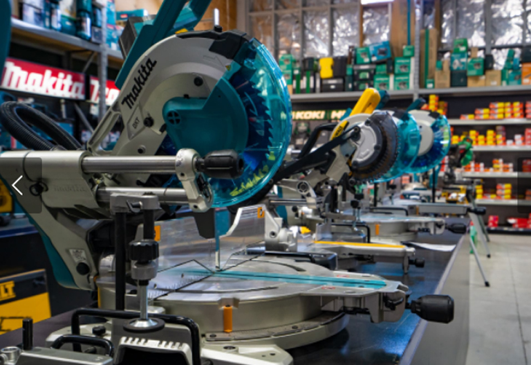 MAKITA & MILWAUKEE POWER TOOL SPECIALISTS